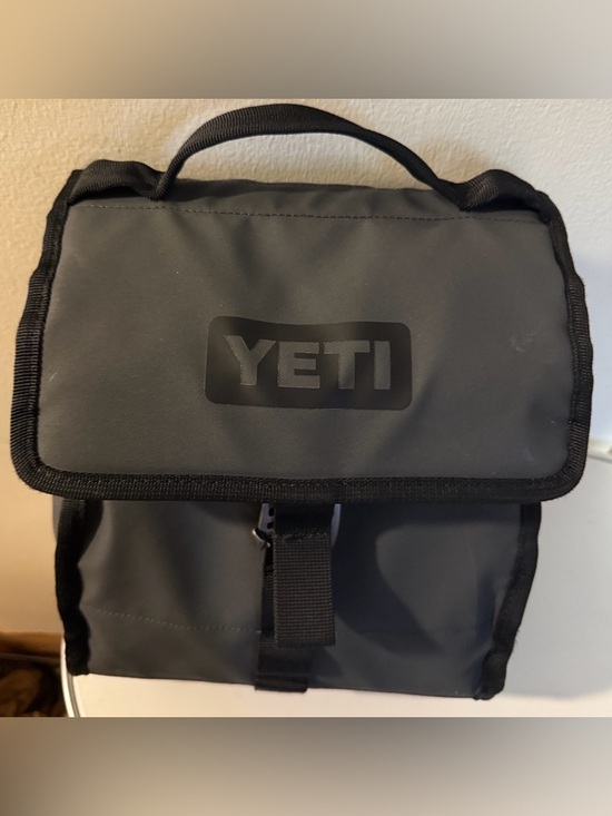 Yeti Other - Yeti Daytrip 6L lunchbag